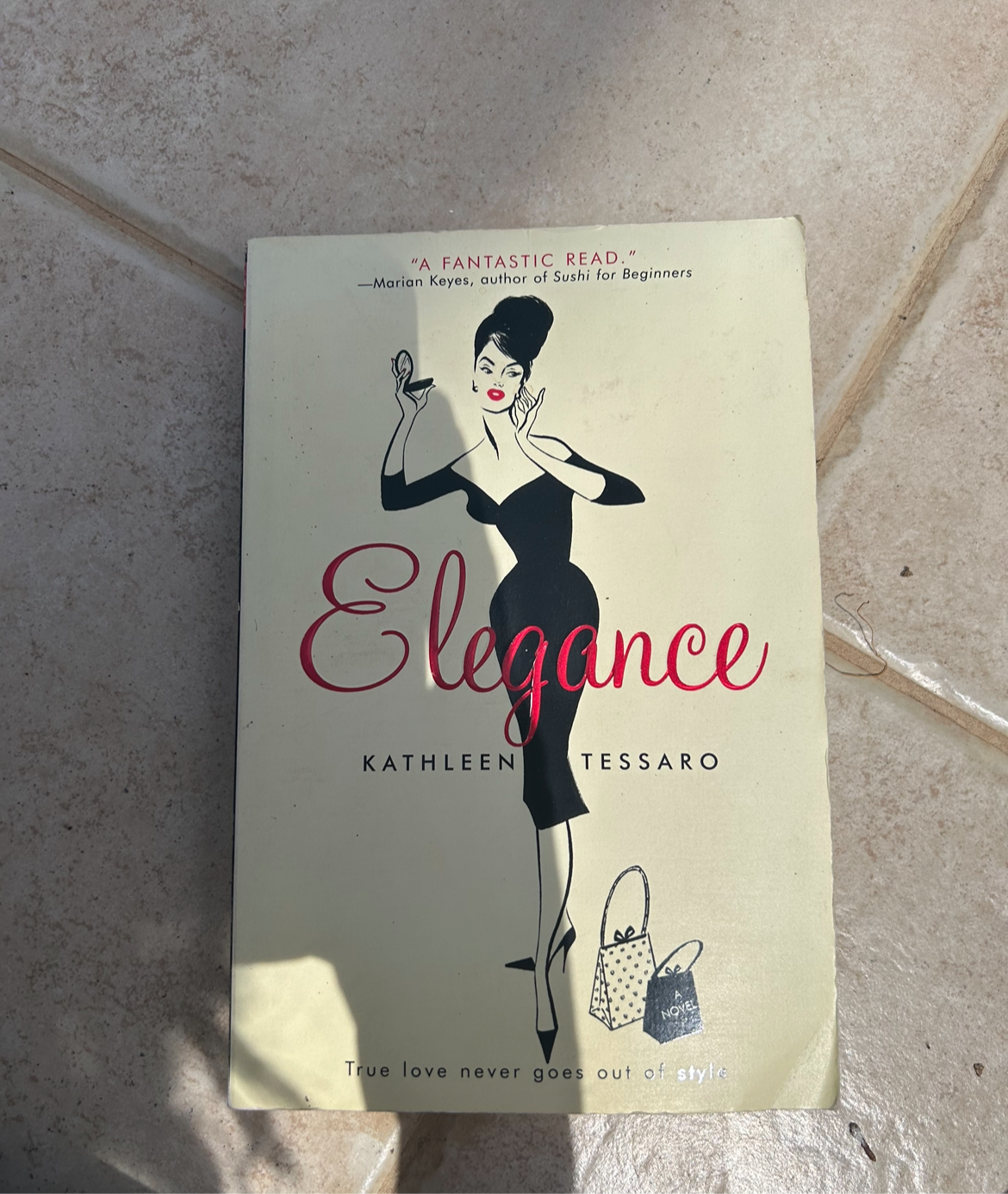 Book „elegance“ from the Kathleen Tessaro