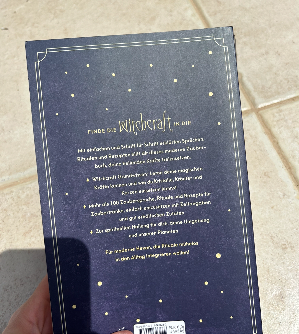 Book „witchcraft“- meg rosenbriar